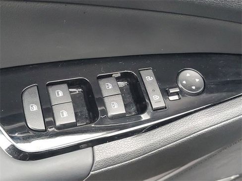 Used 2025 Kia Sportage X-Line w/ Premium Package image 16