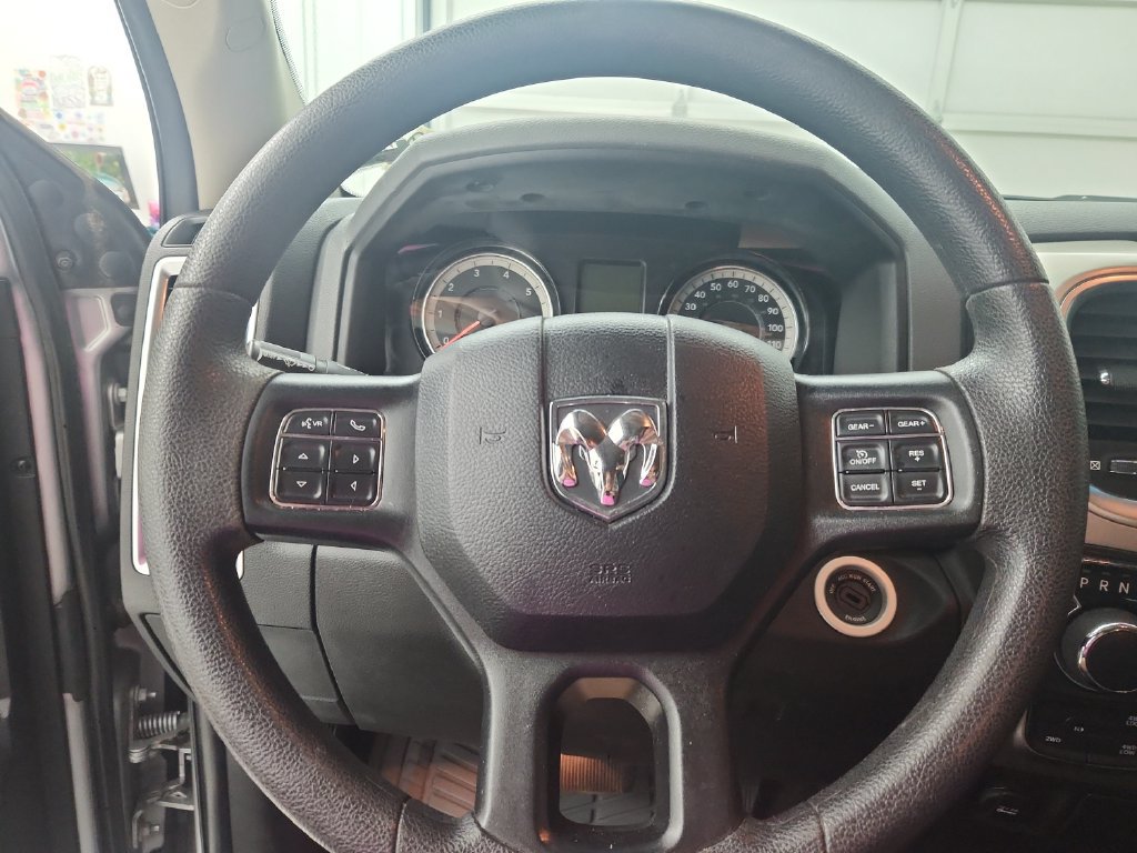 Certified 2020 RAM 1500 Classic SLT AWD/4WD image 6