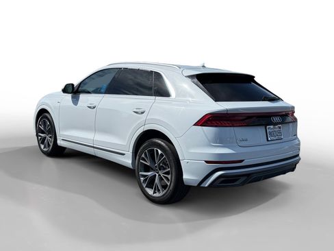 Used 2023 Audi Q8 Premium Plus image 3