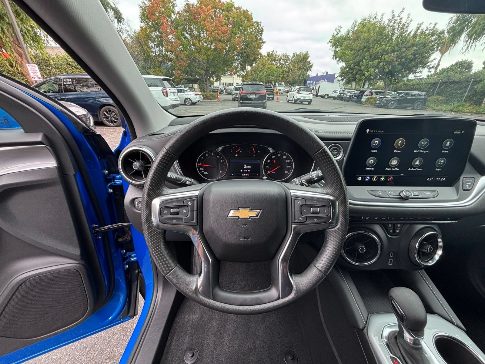 Used 2026 Chevrolet Blazer LT FWD image 34