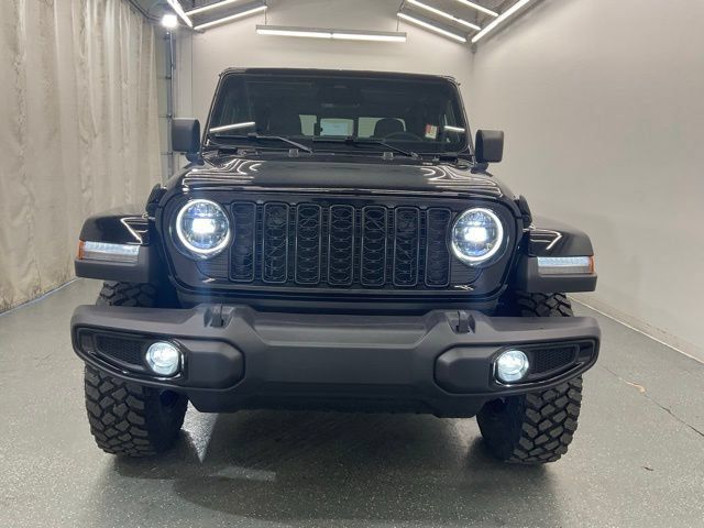 New 2026 Jeep Gladiator Mojave AWD/4WD image 3