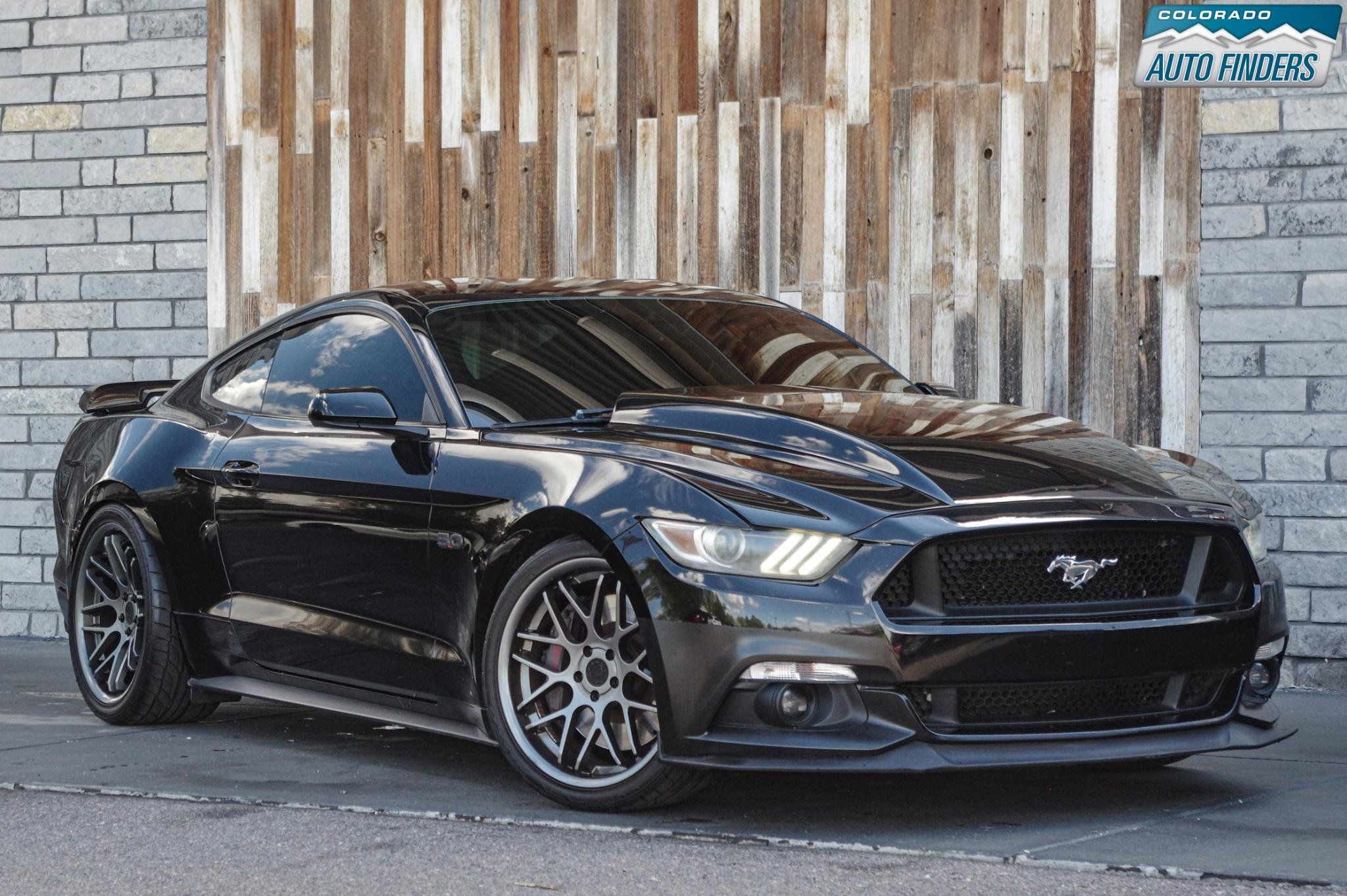 Used 2016 Ford Mustang GT w/ GT Performance Package RWD image 9