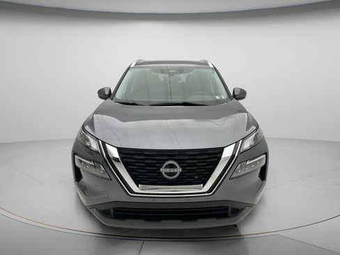 Used 2023 Nissan Rogue SV w/ SV Premium B Package AWD/4WD image 2