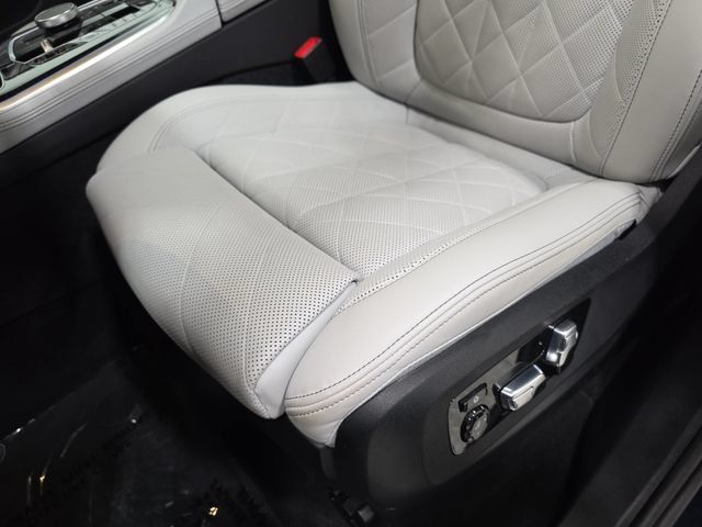 Certified 2024 BMW X5 xDrive50e w/ M Sport Package AWD/4WD image 25
