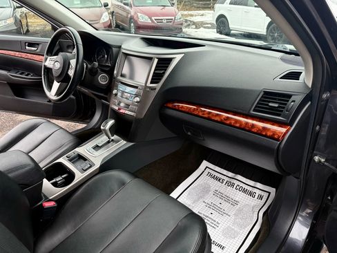 Used 2011 Subaru Outback 3.6R Limited image 27
