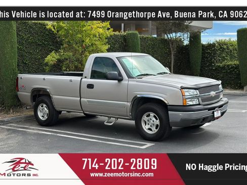 Used 2004 Chevrolet Silverado 1500 LS w/ Light Duty Power Package AWD/4WD image 4