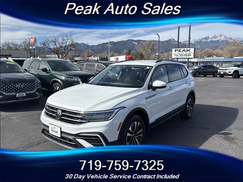 Used 2023 Volkswagen Tiguan S image 3