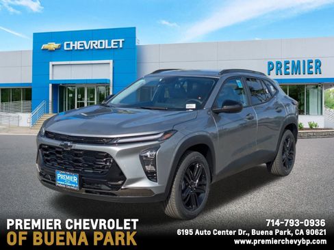 New 2026 Chevrolet Trax ACTIV image 1