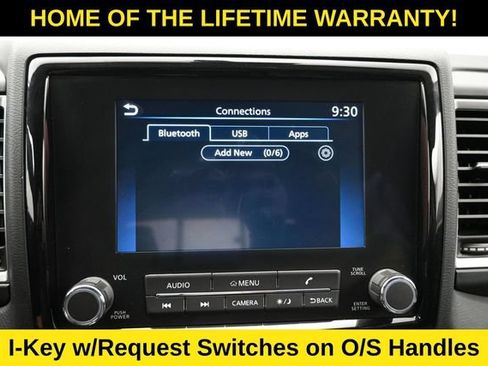 Used 2022 Nissan Frontier SV AWD/4WD image 25