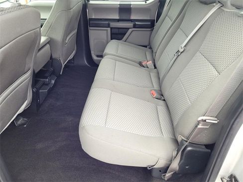 Certified 2019 Ford F150 XLT image 11