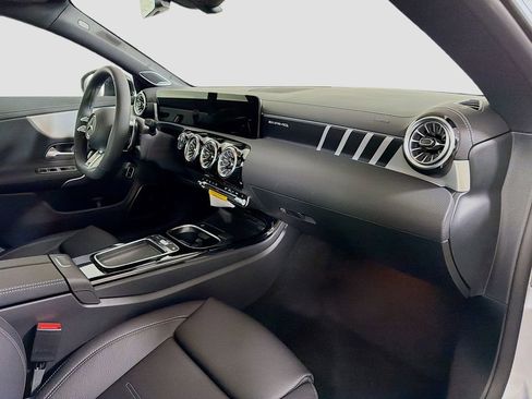 New 2026 Mercedes-Benz CLA 35 AMG 4MATIC image 31