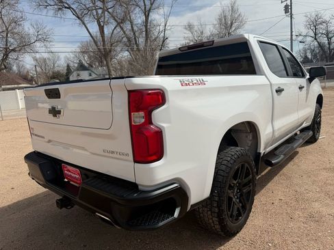 Used 2021 Chevrolet Silverado 1500 Custom Trail Boss AWD/4WD image 7