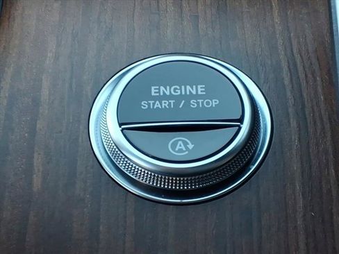 Certified 2024 Mercedes-Benz C 300 4MATIC Sedan image 25