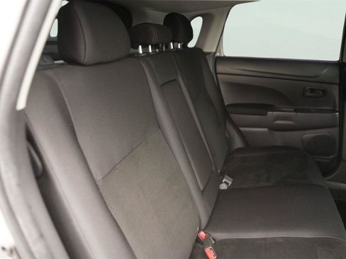 Used 2013 Mitsubishi Outlander Sport ES FWD image 16