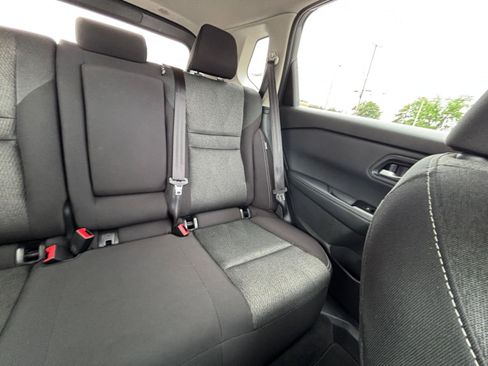 Used 2025 Nissan Rogue SV FWD image 40