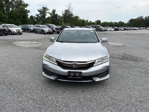 Used 2017 Honda Accord EX-L image 4