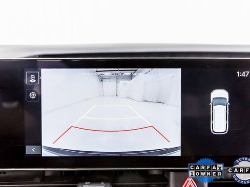 Used 2025 Kia Carnival LXS image 14