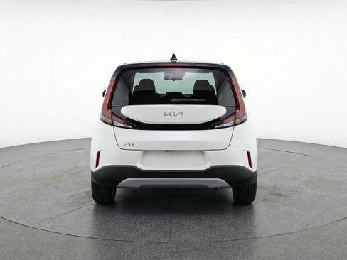 Used 2025 Kia Soul LX w/ LX Technology Package image 7