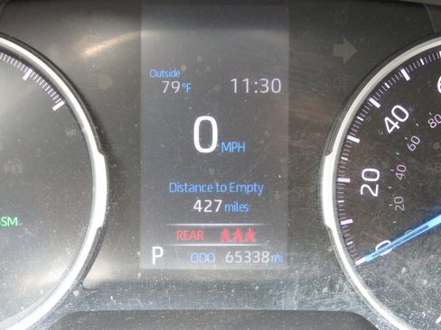 Used 2022 Toyota RAV4 XLE AWD/4WD image 19