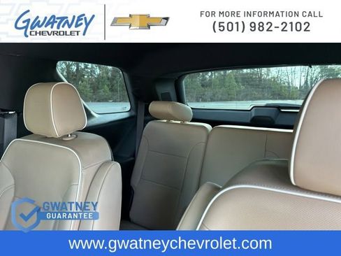 Used 2022 Chevrolet Traverse Premier image 23