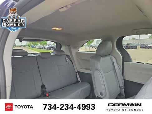 Used 2024 Toyota Sienna XLE w/ XLE Plus Package AWD/4WD image 16
