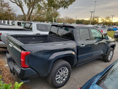 Used 2024 Toyota Tacoma Limited image 15