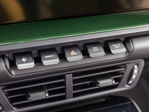 Used 2025 Porsche 911 GT3 image 39