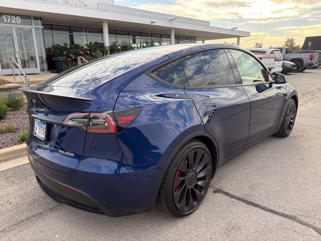 Used 2023 Tesla Model Y Performance AWD/4WD image 5