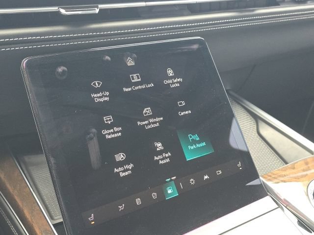 Used 2025 Cadillac Escalade Sport Platinum AWD/4WD image 41