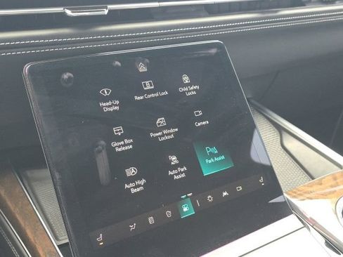 Used 2025 Cadillac Escalade Sport Platinum AWD/4WD image 41