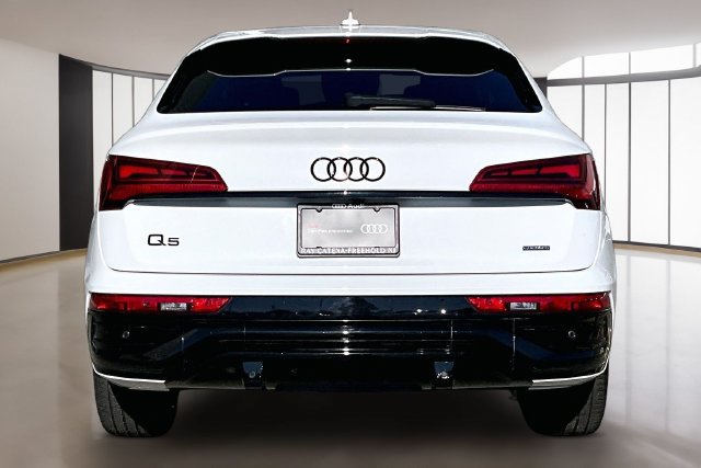 Certified 2024 Audi Q5 2.0T Premium Plus w/ Premium Plus Package AWD/4WD image 6