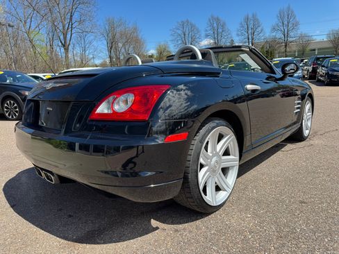 Used 2005 Chrysler Crossfire Limited RWD image 7