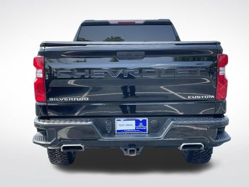 Used 2020 Chevrolet Silverado 1500 Custom Trail Boss w/ Custom Convenience Package AWD/4WD image 9