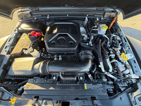 Used 2025 Jeep Wrangler Unlimited Sport S 4xe image 17