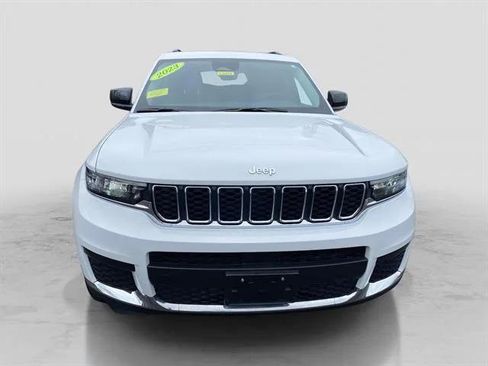 Certified 2023 Jeep Grand Cherokee L Laredo image 10