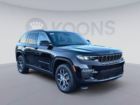 New 2025 Jeep Grand Cherokee Limited w/ Luxury Tech Group II image 10