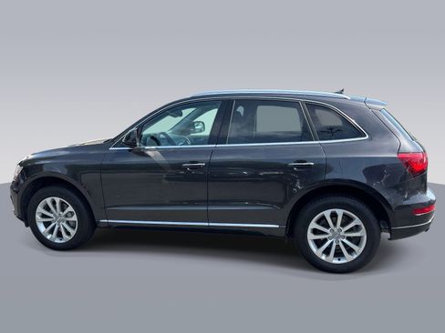 Used 2016 Audi Q5 2.0T Premium Plus w/ Technology Package AWD/4WD image 3
