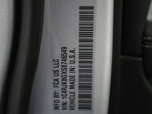 New 2025 Jeep Grand Cherokee L Limited image 40