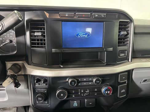 Used 2024 Ford F250 XLT w/ FX4 Off-Road Package image 12