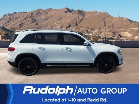 Used 2023 Mercedes-Benz GLB 250 4MATIC w/ Premium Package image 6