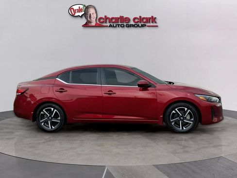 Used 2024 Nissan Sentra SV FWD image 6