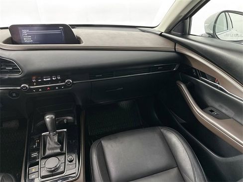 Used 2022 MAZDA CX-30 AWD 2.5 S w/ Premium Package image 27