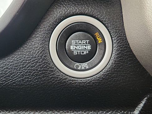 Used 2024 RAM 2500 Laramie image 17