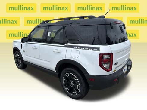 New 2025 Ford Bronco Sport Outer Banks w/ Outer Banks Tech Package+ AWD/4WD image 9