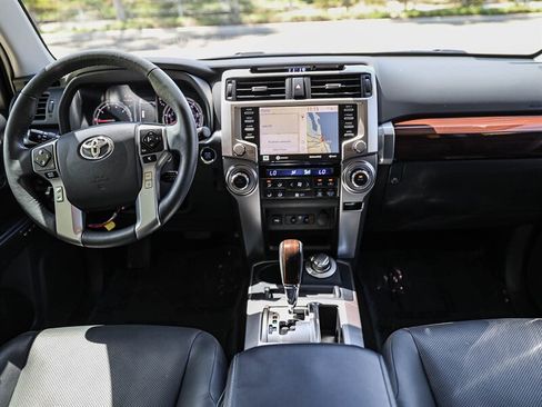Used 2022 Toyota 4Runner Limited AWD/4WD image 17