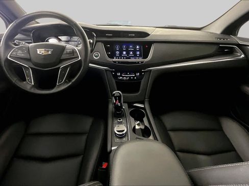 Used 2024 Cadillac XT5 Luxury FWD image 14
