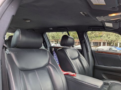 Used 2007 Cadillac DTS FWD image 28