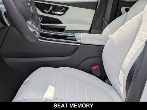 Certified 2026 Mercedes-Benz GLC 300 4MATIC image 18