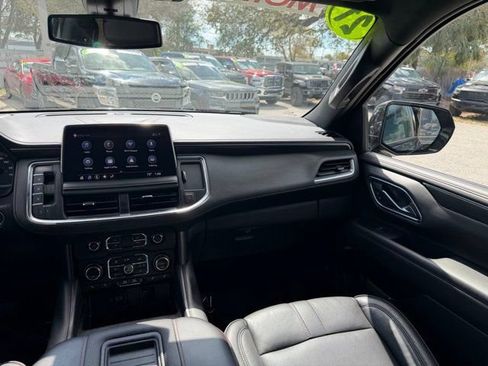 Used 2021 Chevrolet Suburban RST w/ Luxury Package RWD image 37