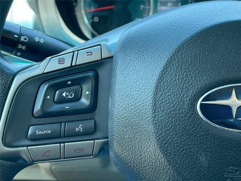 Used 2016 Subaru Impreza 2.0i AWD/4WD image 18